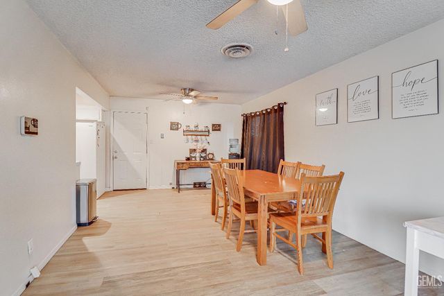 5804 Carissa Avenue, Bakersfield, CA 93309