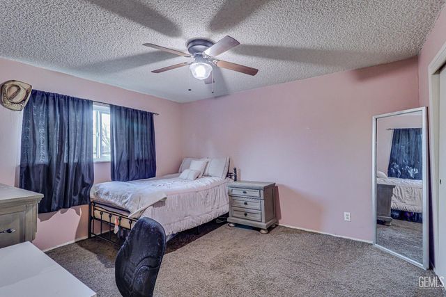 5804 Carissa Avenue, Bakersfield, CA 93309