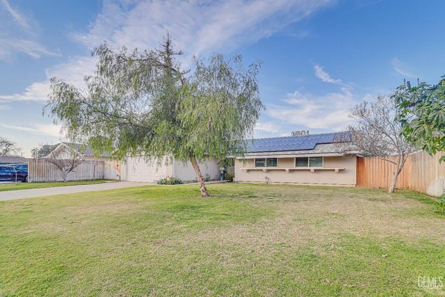 5804 Carissa Avenue, Bakersfield, CA 93309
