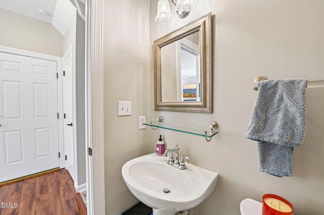 6208 Lead Mine Road, Raleigh, NC 27612
