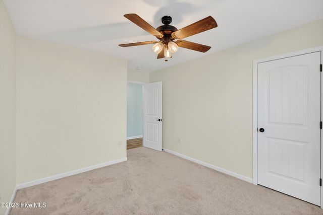 94 W Luminous Way, Hampstead, NC 28443