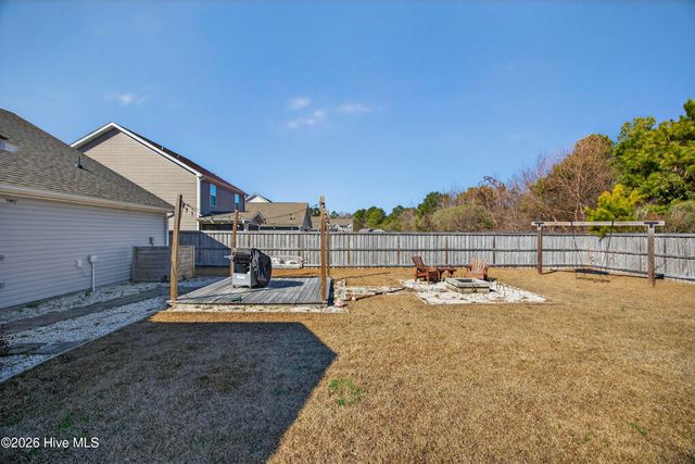 94 W Luminous Way, Hampstead, NC 28443