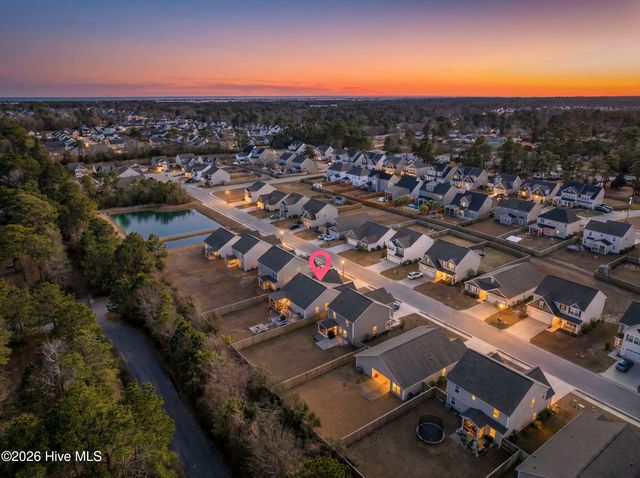 94 W Luminous Way, Hampstead, NC 28443