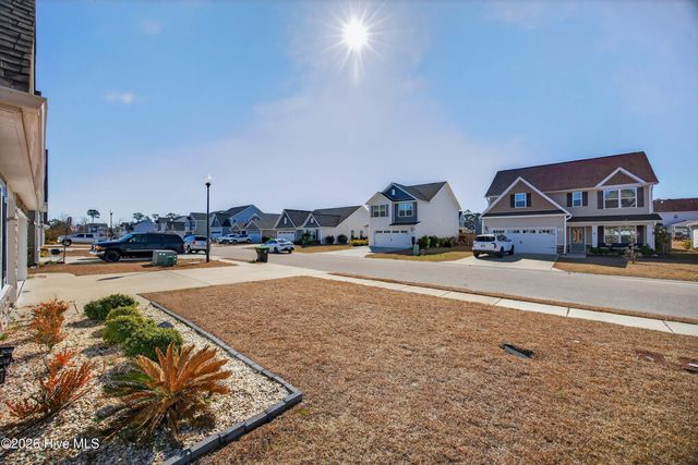 94 W Luminous Way, Hampstead, NC 28443