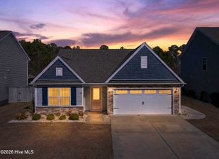 94 W Luminous Way, Hampstead, NC 28443