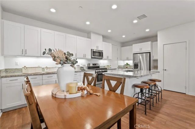 36 Savannah, Lake Forest, CA 92630