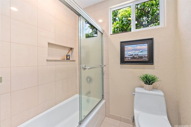 1333 Kaeleku Street, Honolulu, HI 96825