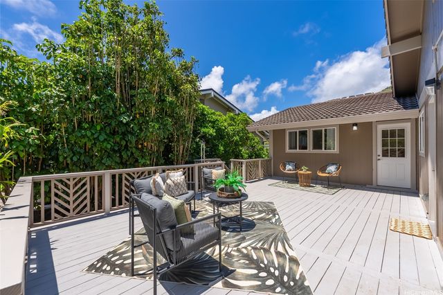 1333 Kaeleku Street, Honolulu, HI 96825