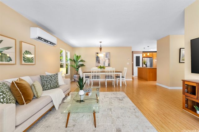1333 Kaeleku Street, Honolulu, HI 96825