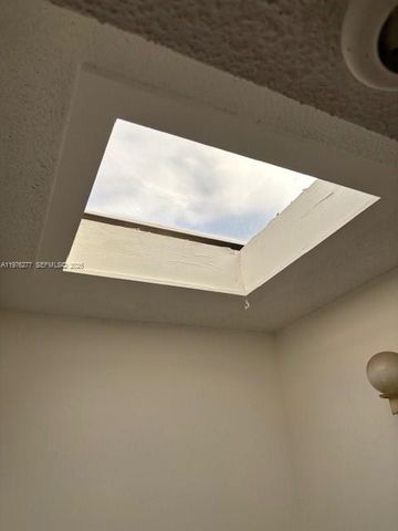 3190 Bird Ave 15, Coconut Grove, FL 33133