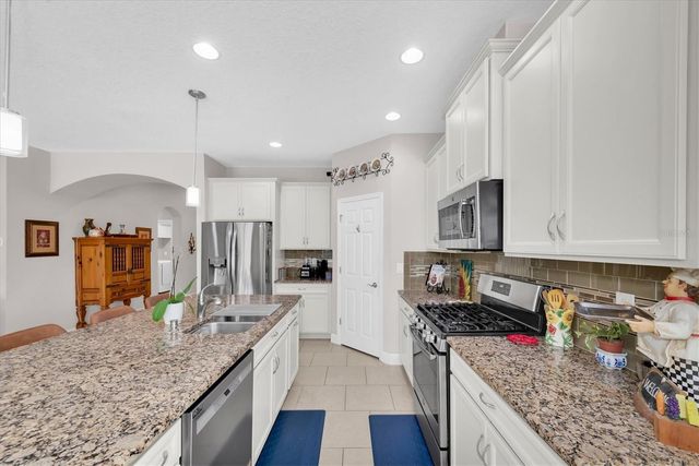 6210 HEIRLOOM PLACE, Apollo Beach, FL 33572