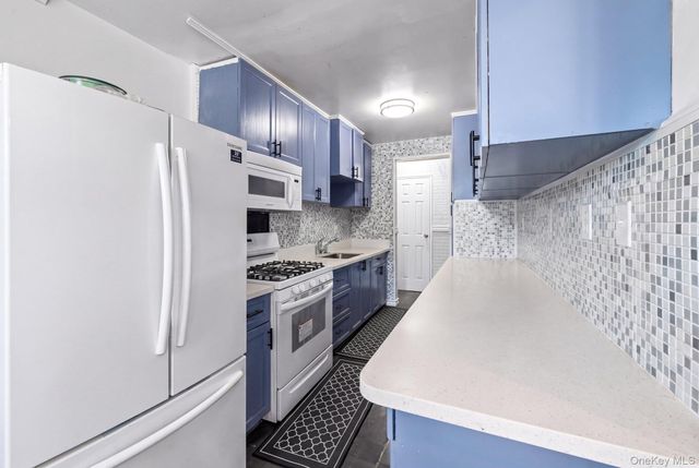 5803 Calloway street 3DD, Corona, NY 11368