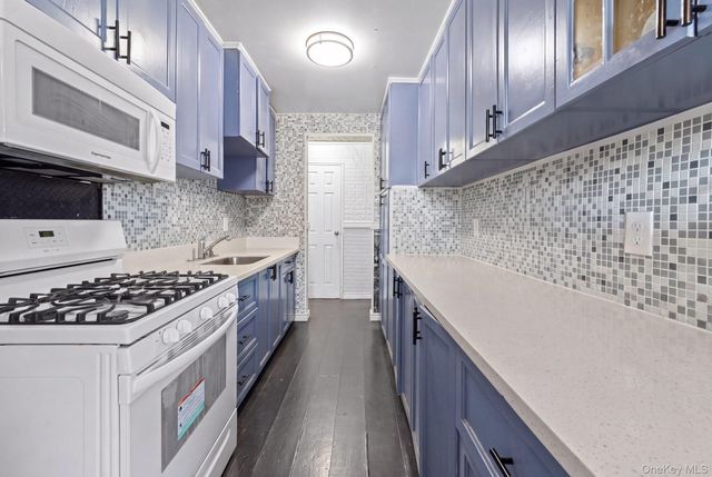 5803 Calloway street 3DD, Corona, NY 11368