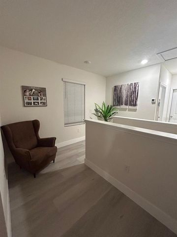 32804 BROOKS HAWK LN, Wesley Chapel, FL 33543