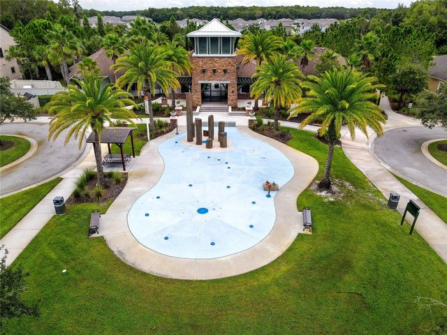 32804 BROOKS HAWK LN, Wesley Chapel, FL 33543