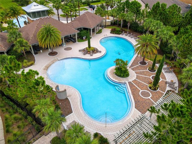 32804 BROOKS HAWK LN, Wesley Chapel, FL 33543