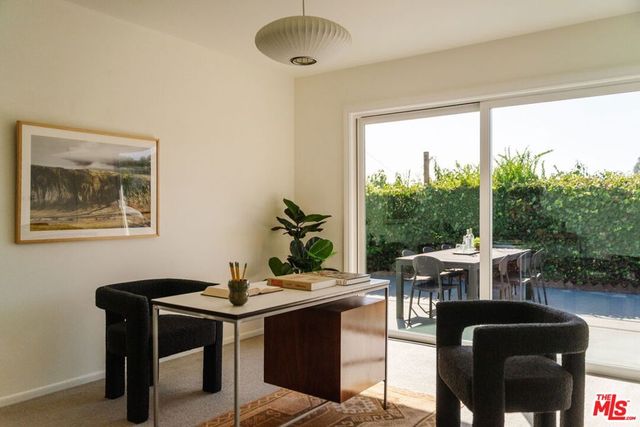 941 Fortune Way, Los Angeles, CA 90042