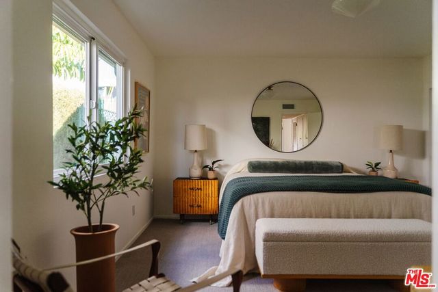 941 Fortune Way, Los Angeles, CA 90042