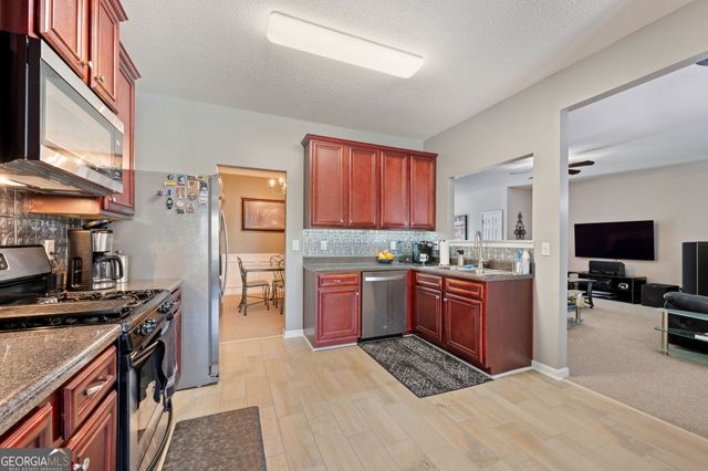 151 Stillwood Drive, Newnan, GA 30265