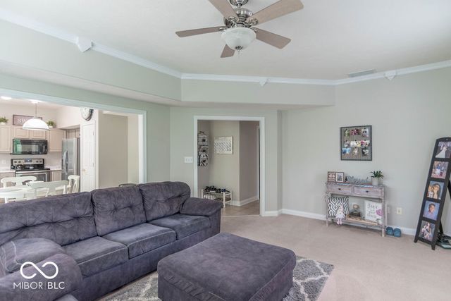 715 Hohlier Lane, Avon, IN 46123