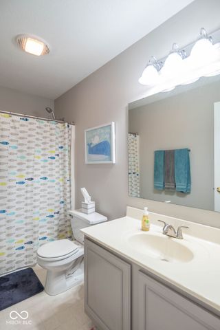 715 Hohlier Lane, Avon, IN 46123
