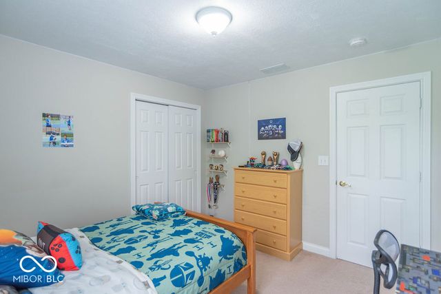 715 Hohlier Lane, Avon, IN 46123