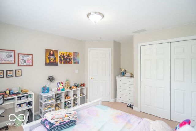 715 Hohlier Lane, Avon, IN 46123