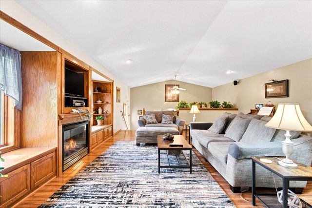33165 Marmon Street NE, Cambridge, MN 55008