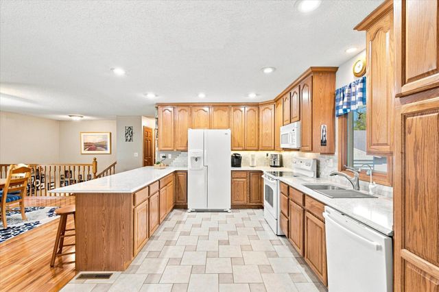 33165 Marmon Street NE, Cambridge, MN 55008