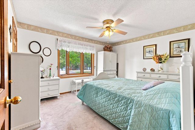 33165 Marmon Street NE, Cambridge, MN 55008