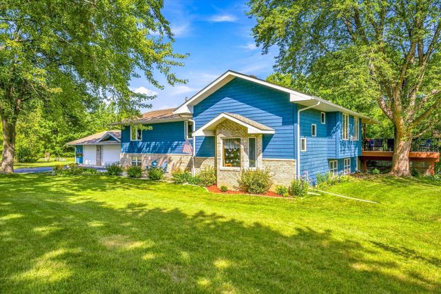 33165 Marmon Street NE, Cambridge, MN 55008