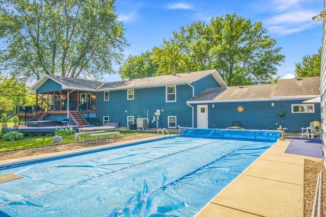 33165 Marmon Street NE, Cambridge, MN 55008