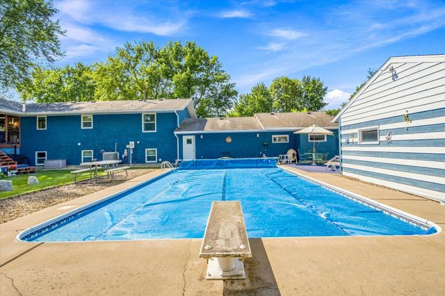 33165 Marmon Street NE, Cambridge, MN 55008