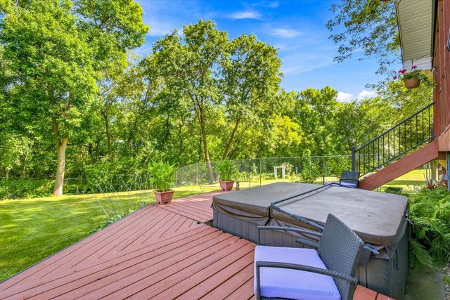 33165 Marmon Street NE, Cambridge, MN 55008