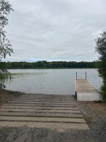 33165 Marmon Street NE, Cambridge, MN 55008