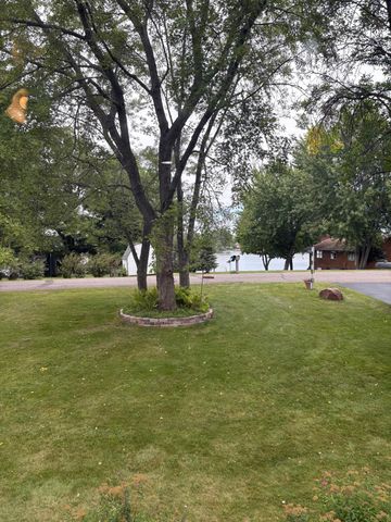33165 Marmon Street NE, Cambridge, MN 55008