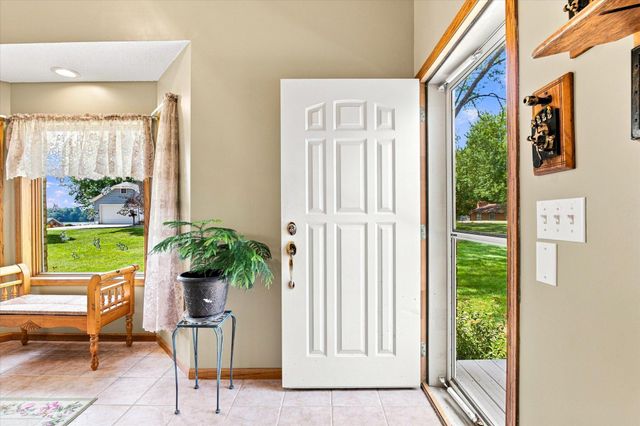 33165 Marmon Street NE, Cambridge, MN 55008