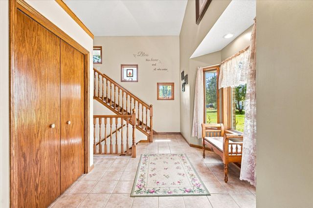 33165 Marmon Street NE, Cambridge, MN 55008
