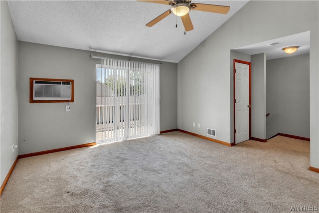 12 Sunmist Sq 12L, Amherst, NY 14228