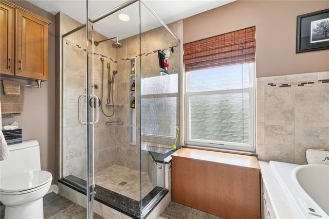 442 Shelbourne Dr, Plum Boro, PA 15239
