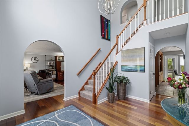 442 Shelbourne Dr, Plum Boro, PA 15239