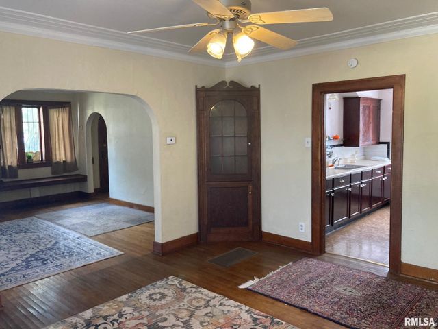 619 S MACARTHUR Boulevard, Springfield, IL 62704