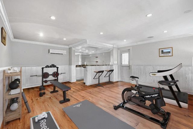 201 Avila Road, West Palm Beach, FL 33405