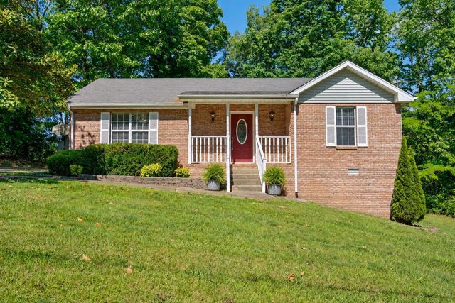 208 Luther Ct, Dickson, TN 37055