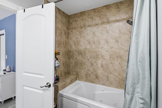 836 NE 17th Terrace, Fort Lauderdale, FL 33304
