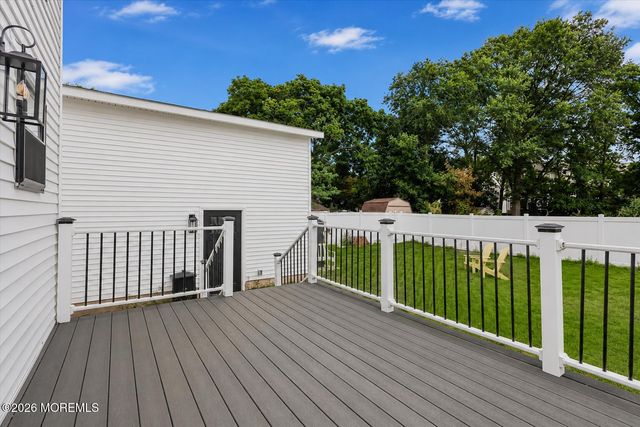 23 Manchester Avenue, Keyport, NJ 07735