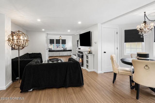 23 Manchester Avenue, Keyport, NJ 07735