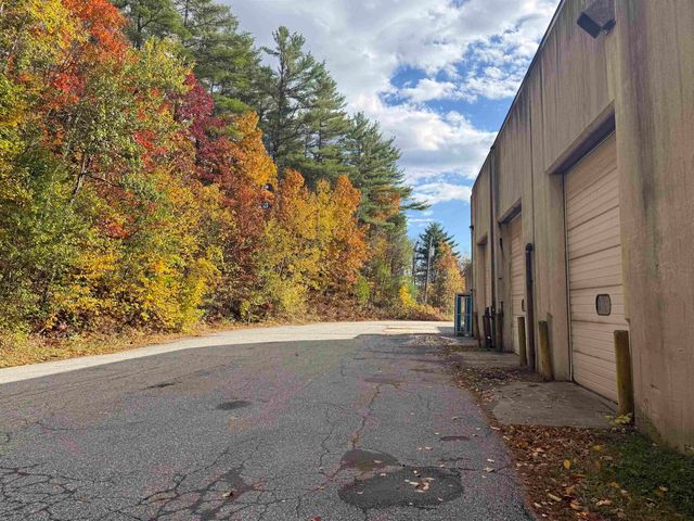 917 US Route 5, Dummerston, VT 05301