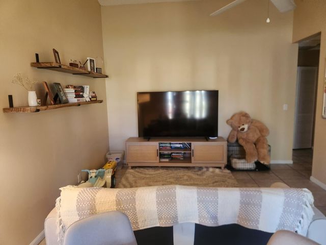 1858 Windsor Drive 8, North Palm Beach, FL 33408