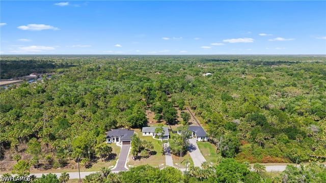 4021 32nd AVE SE, Naples, FL 34117